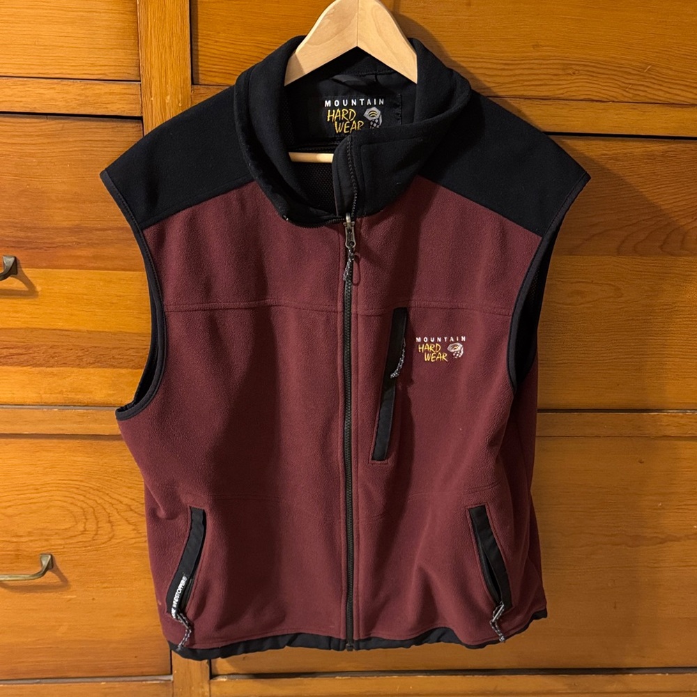 Mountain Hardwear Burgundy and Black Fleece Vest